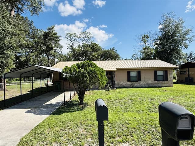 39048 BLUE JAY AVE photo