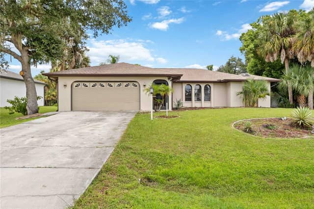 3813 S CRANBERRY BLVD photo