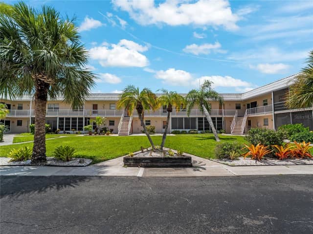 460 BASE AVE E #128 photo