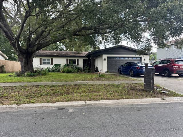 Home photo