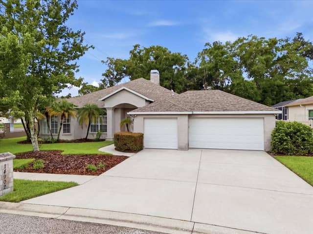 14902 DEVONSHIRE WOODS PL photo