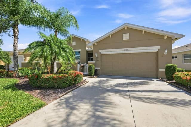 2109 SIFIELD GREENS WAY #70 photo