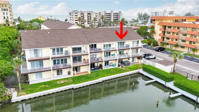 19651 GULF BLVD #B2 photo