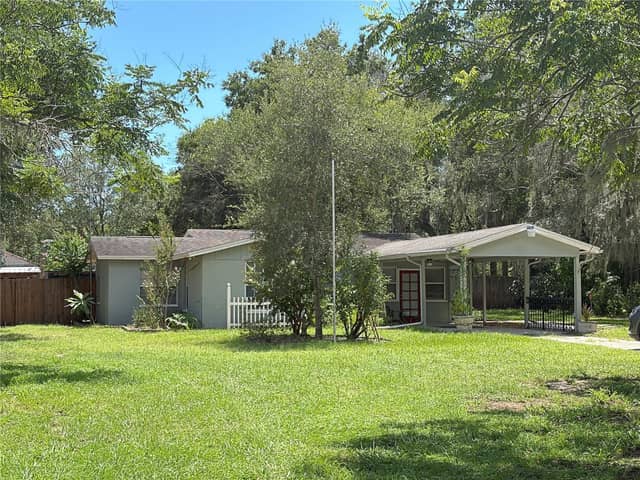 7806 ALAFIA RIDGE RD photo