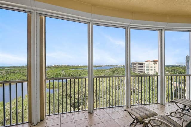 409 N POINT RD #803 photo