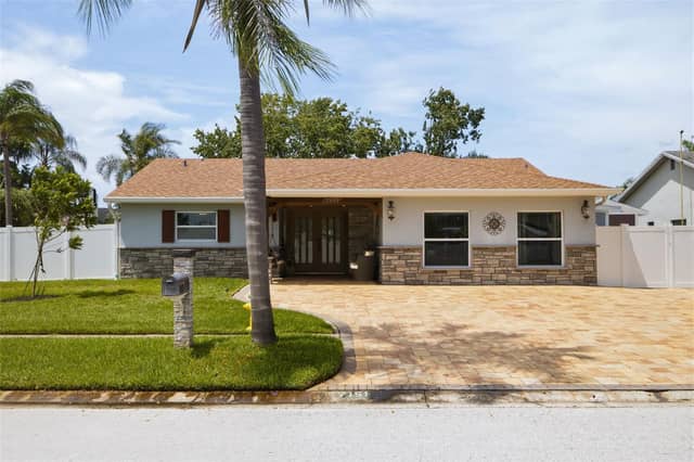 7151 121ST AVE photo