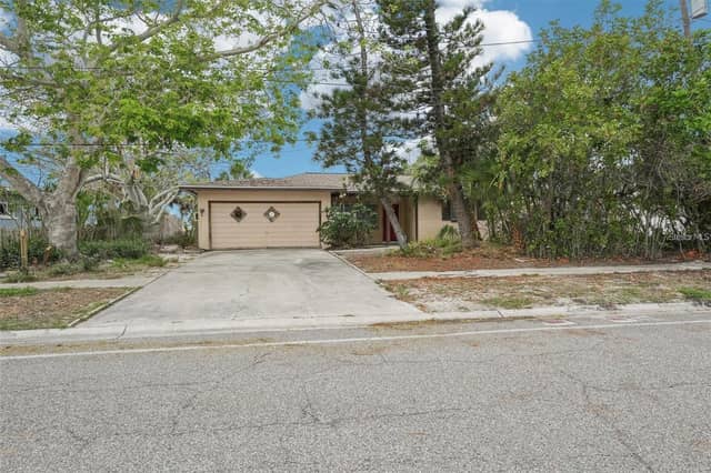 9300 GULF BLVD photo