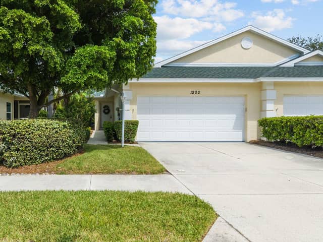 1202 AUBURN COVE CIR photo