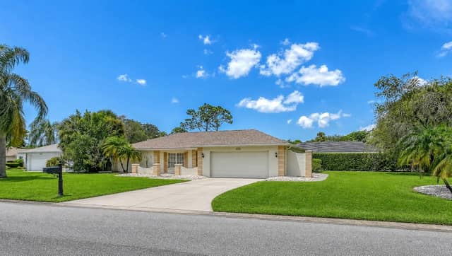 3522 FERNDELL photo