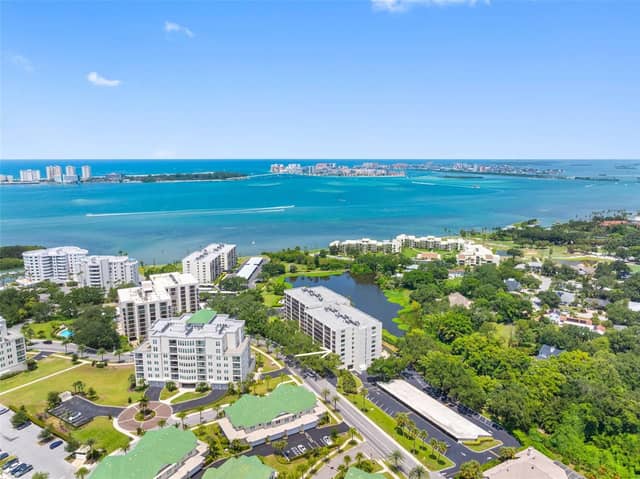 220 BELLEVIEW BLVD #403 photo