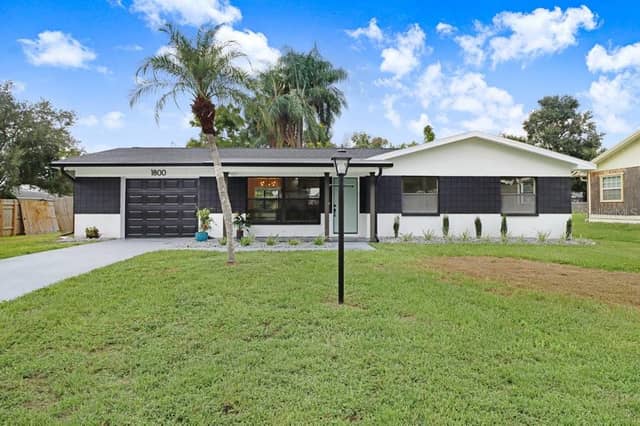 1800 CARDINAL DR photo