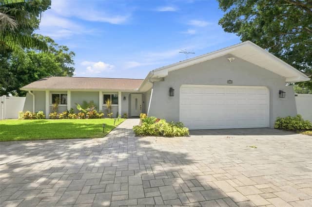 3276 FOX HILL DR photo