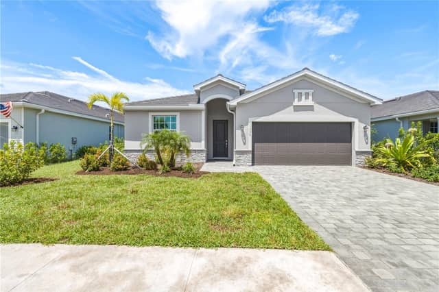 11330 BURGUNDY DR photo