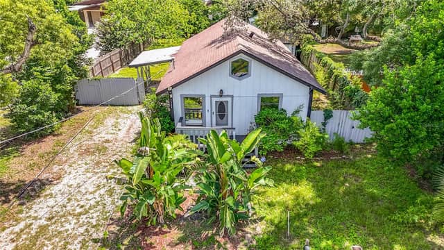 7309 N HUNTLEY AVE photo