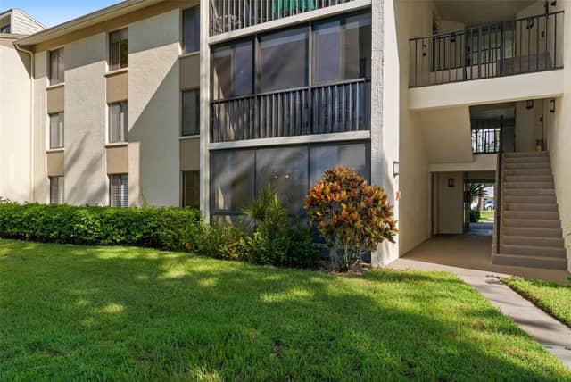 1423 PINE GLEN LN #C1 photo