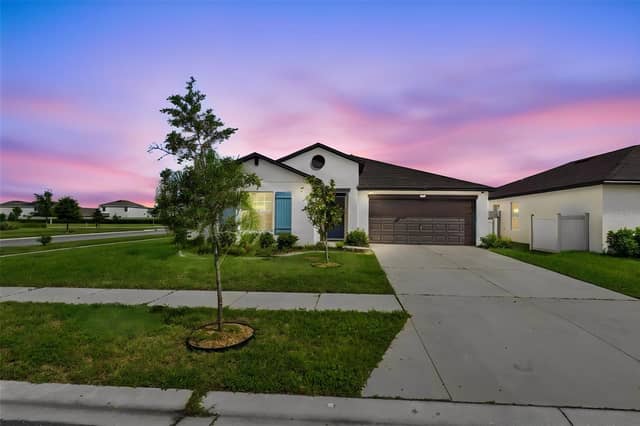 5404 BLUE AZURE DR photo