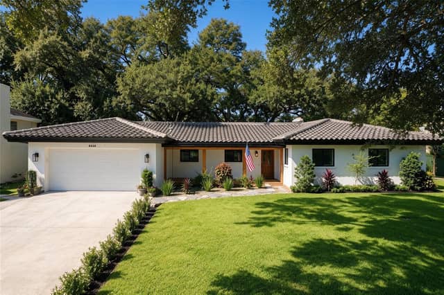 2218 HENNESEN DR photo