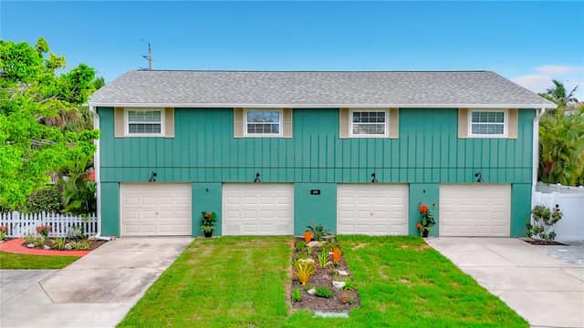 202 PEACOCK UNIT B LN #B photo