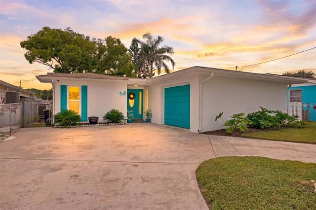 4920 PELICAN DR photo