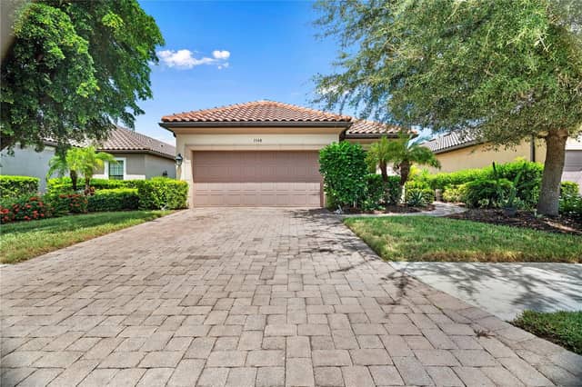 5548 SENTIERO DR photo