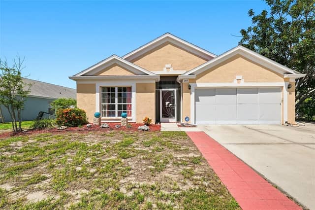 207 LAKEWAY LN photo