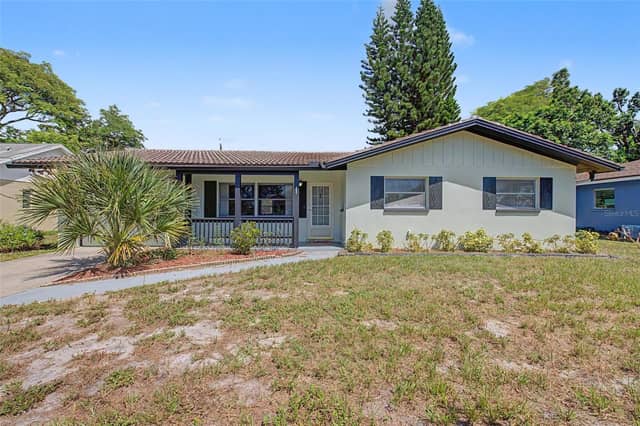 1073 KENWOOD DR photo