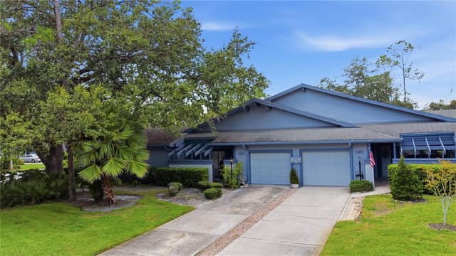 135 PINEWINDS BLVD photo