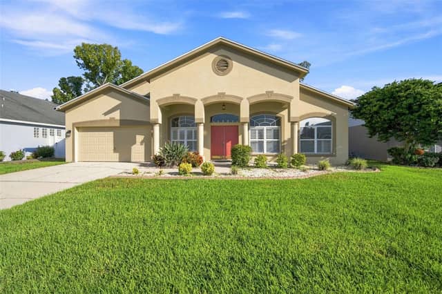 2020 ALAFIA OAKS DR photo
