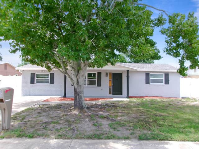 1421 NORMANDY BLVD photo
