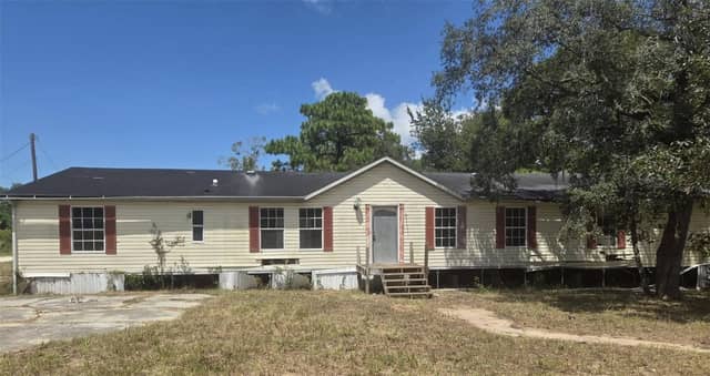 10543 DENTON AVE photo