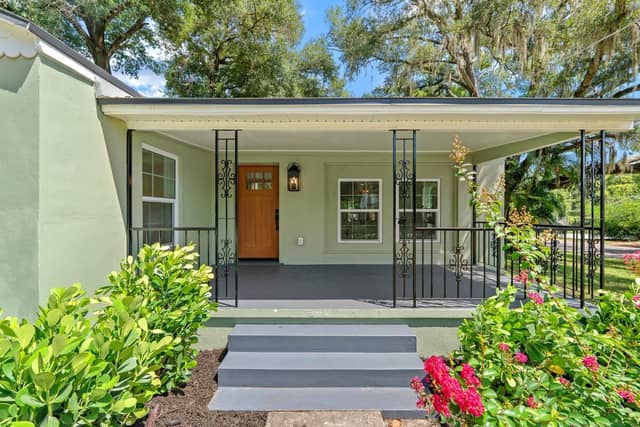 1230 E HENRY AVE photo