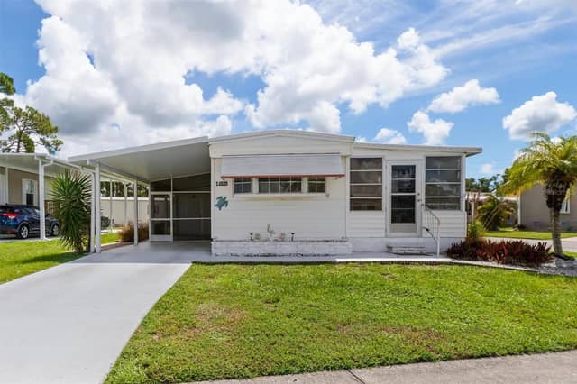 6704 HOEMI CT photo