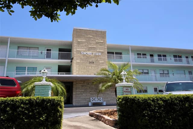 1819 SHORE DR S #APT 106 photo