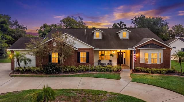 8805 CROSSWOOD CT photo