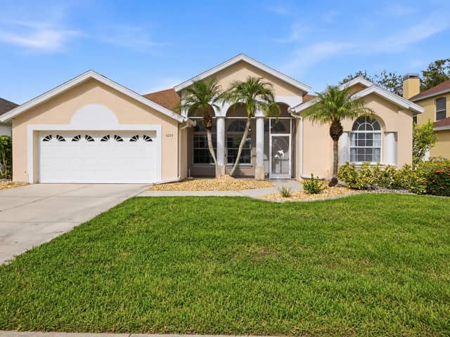 6223 ROCK CREEK CIR photo