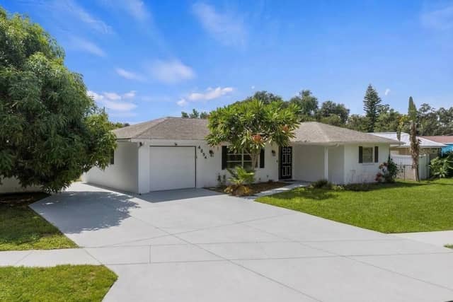 4594 PARNELL DR photo