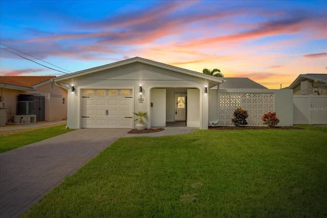 3961 HEADSAIL DR photo