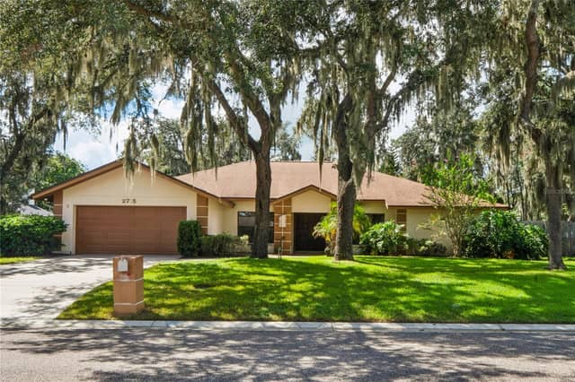2715 LAUREL OAK DR photo