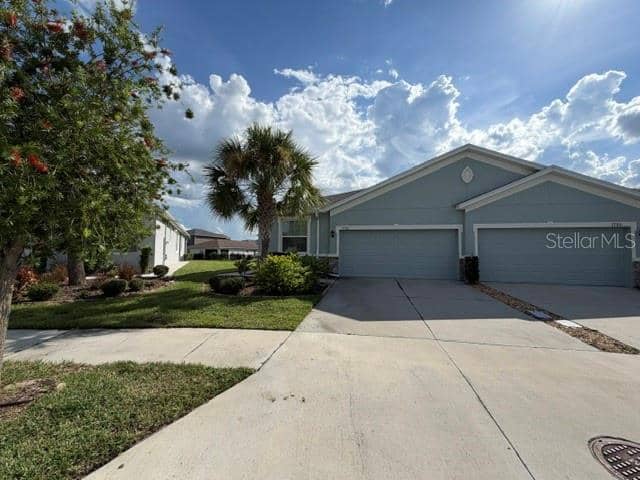 7788 STONEBROOK CIR photo
