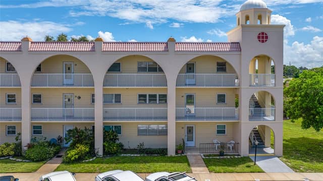 2258 WORLD PARKWAY BLVD W #40 photo