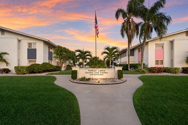 2507 BENEVA RD #6 photo