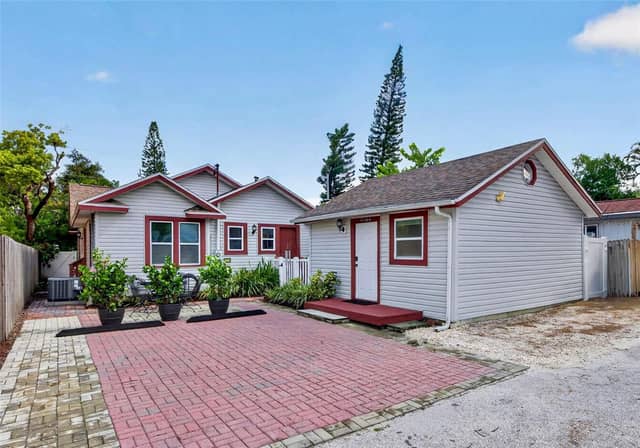 1136 22ND AVE N photo