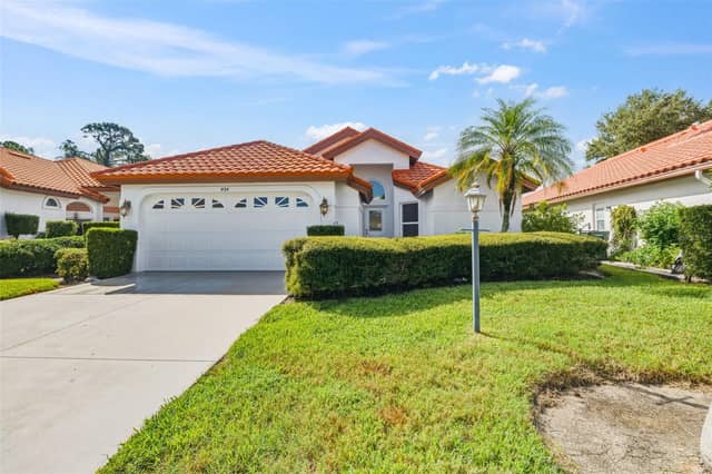 924 HARBOR TOWN DR photo