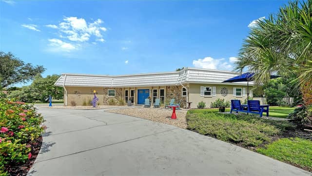 5211 INVERNESS DR photo