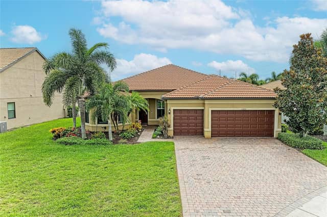 13897 UMBRIA ST photo