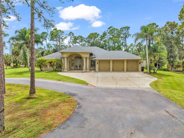 3605 TROPICAIRE BLVD photo