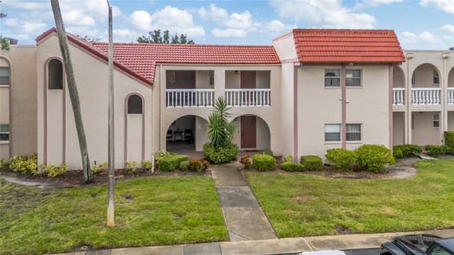 9700 STARKEY RD #113 photo