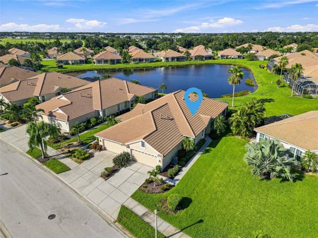 4350 WHISPERING OAKS DR photo