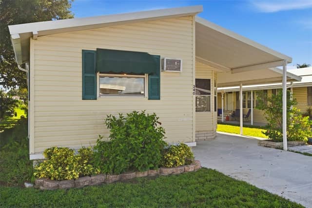 340 CANAL WAY photo