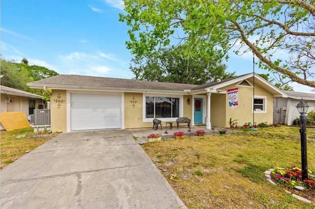 711 LEMONWOOD DR photo